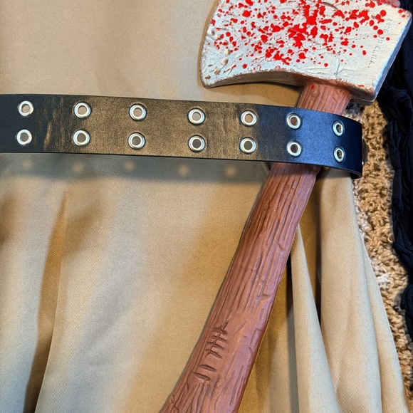 Spirit Halloween 5pc Zombie Hunter Girls Costume Youth Size Large 12-14 - Picture 6 of 10